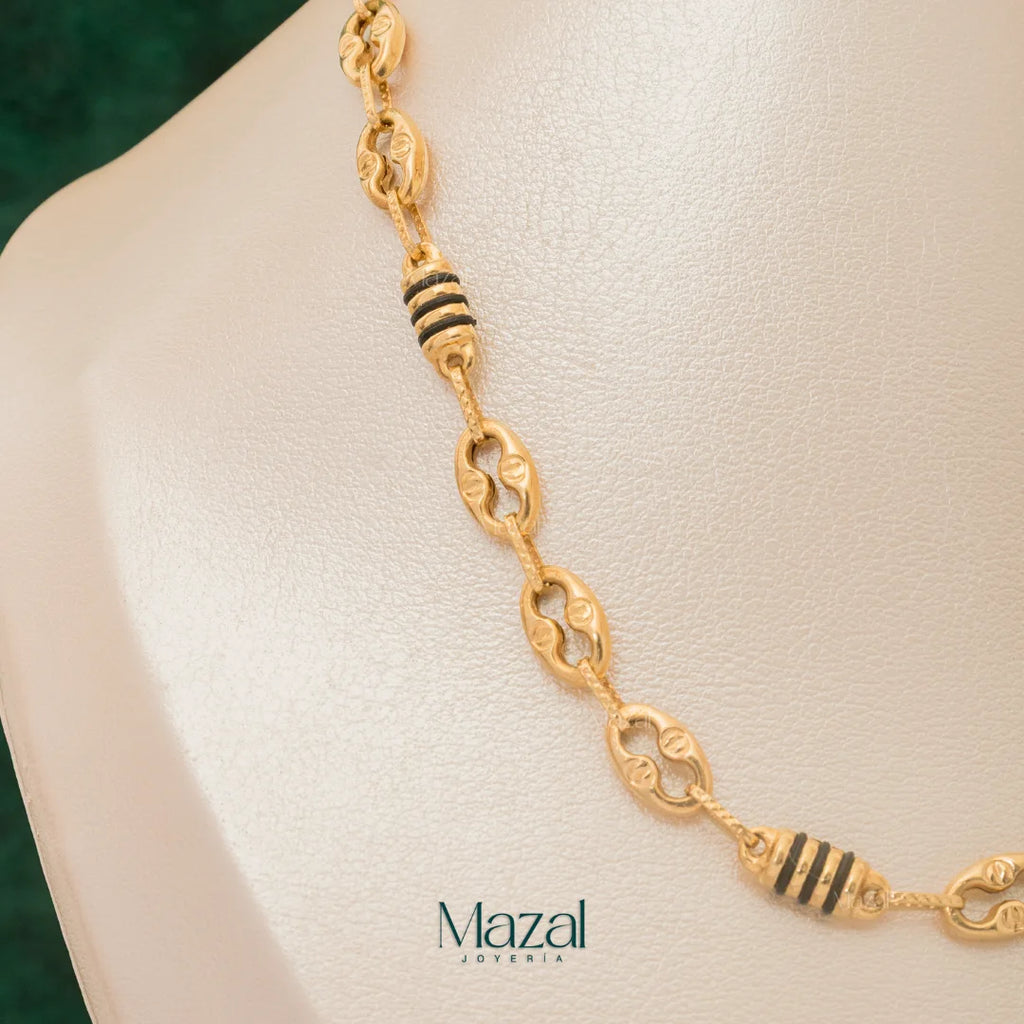 CADENA RUSTICA ESLABONES CON TRIBAL EN ORO AMARILLO 18 K / 17.25 Gr / 60 Cm