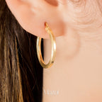 CANDONGAS LINEALES LISAS ORO AMARILLO 18K / 1.80 Gr / 2.18 Cm