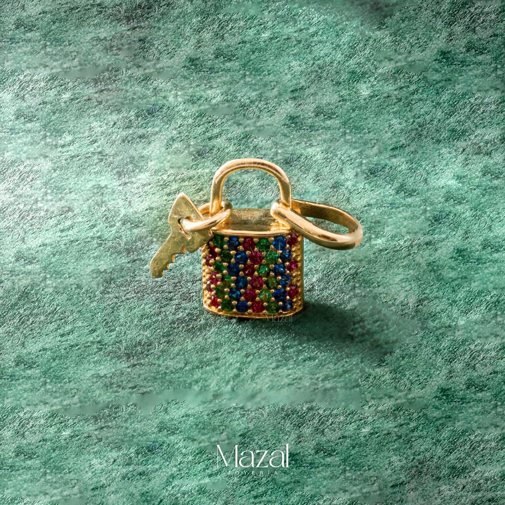 DIJE CANDADO + LLAVE CIRCONADO ORO AMARILLO 18K / 1.60 Gr  / 1 Cm