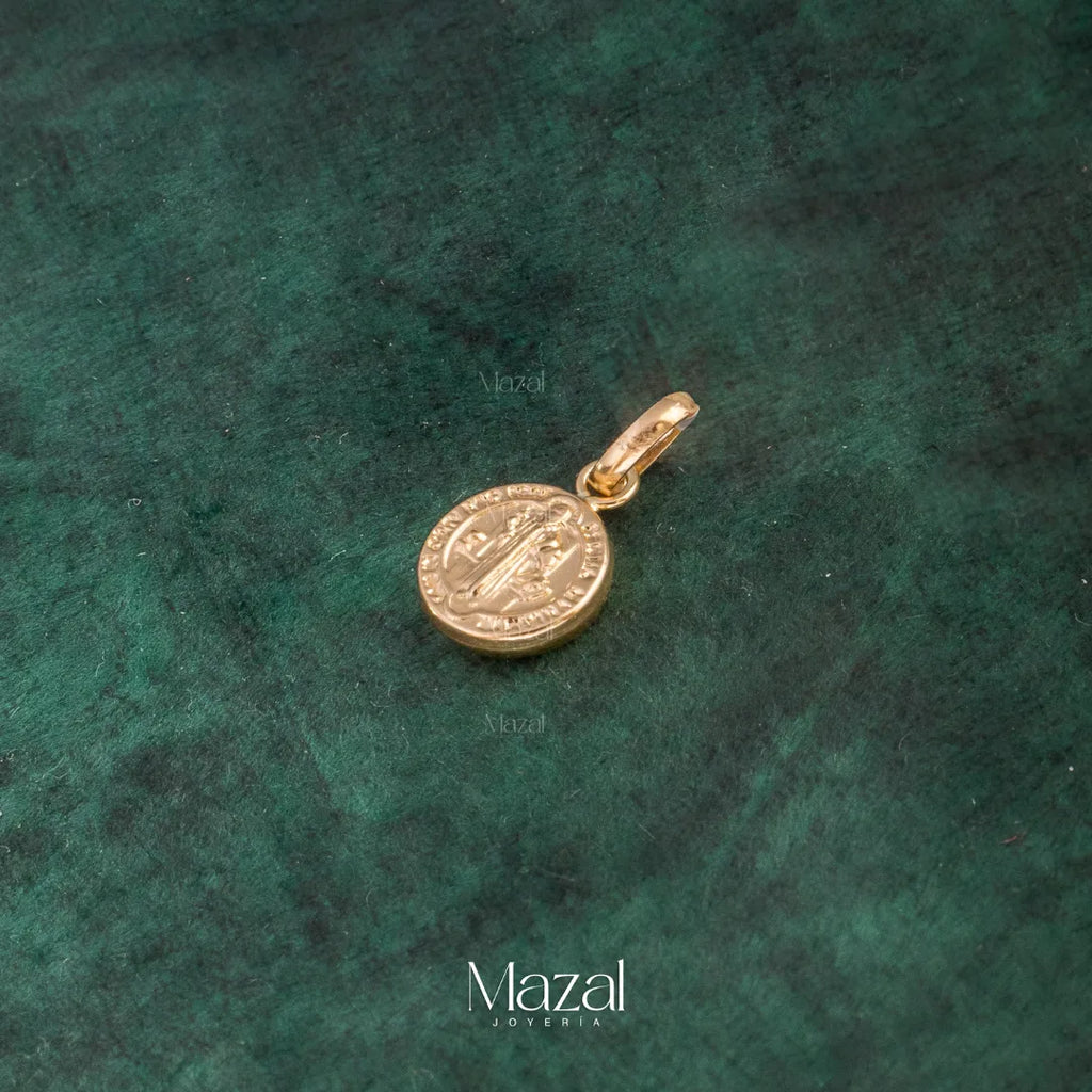 DIJE SAN BENITO ORO AMARILLO 18K / 0.80 Cm / 0.45 Gr